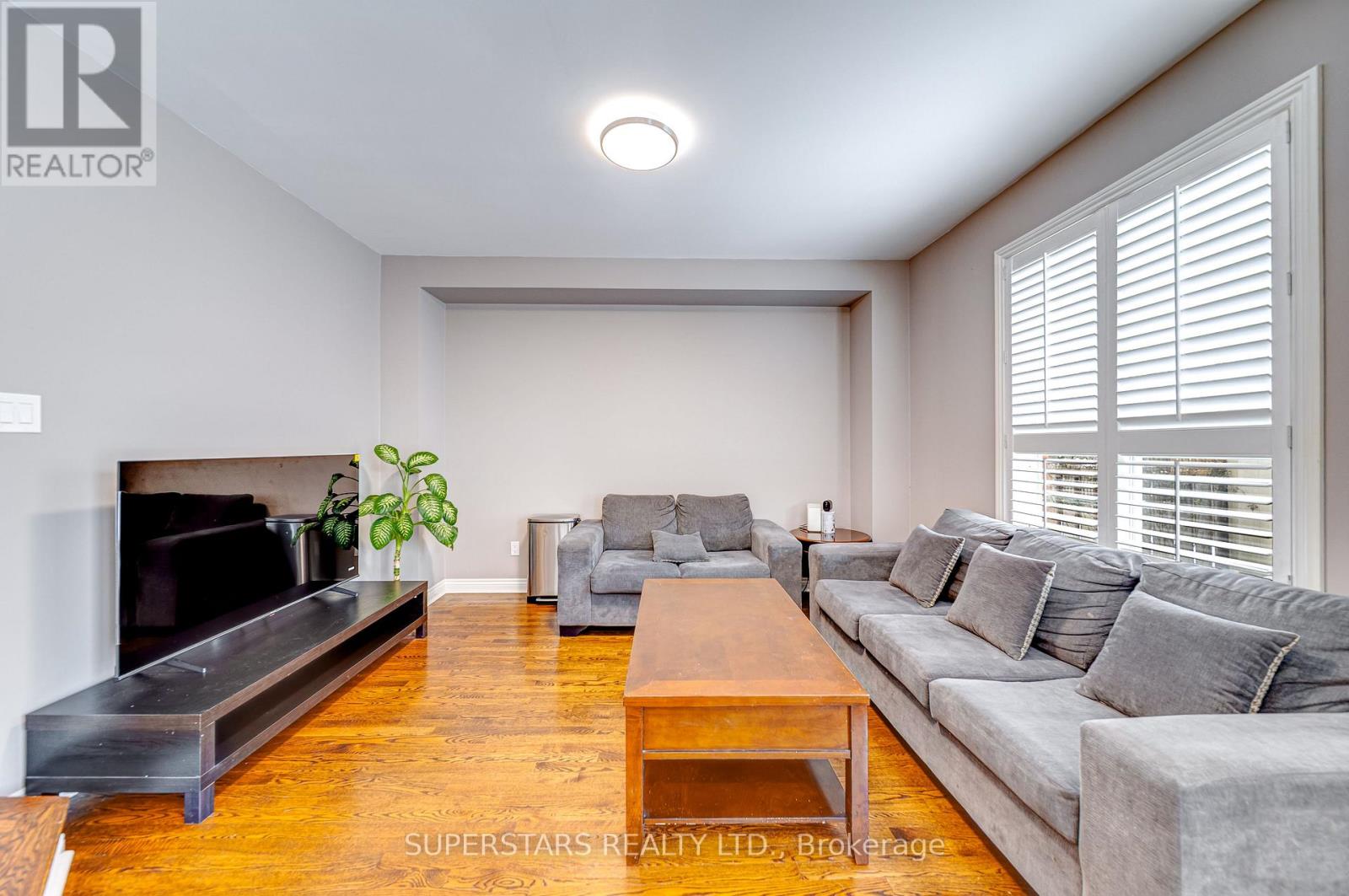 363 Pickering Crescent, Newmarket, Ontario  L3Y 8G7 - Photo 12 - N12720880