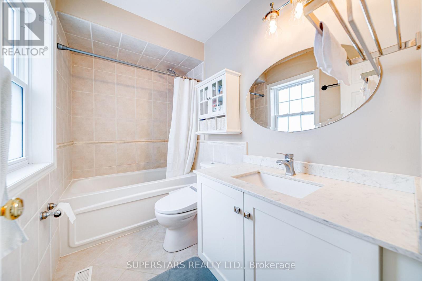 363 Pickering Crescent, Newmarket, Ontario  L3Y 8G7 - Photo 17 - N12720880