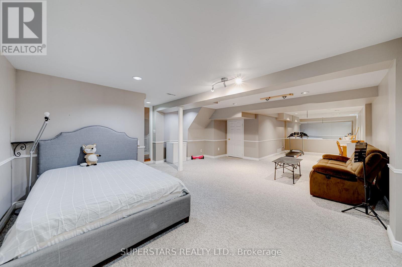 363 Pickering Crescent, Newmarket, Ontario  L3Y 8G7 - Photo 22 - N12720880