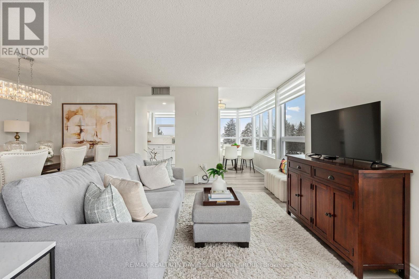 315 - 7601 Bathurst Street, Vaughan, Ontario  L4J 4H5 - Photo 3 - N12720898