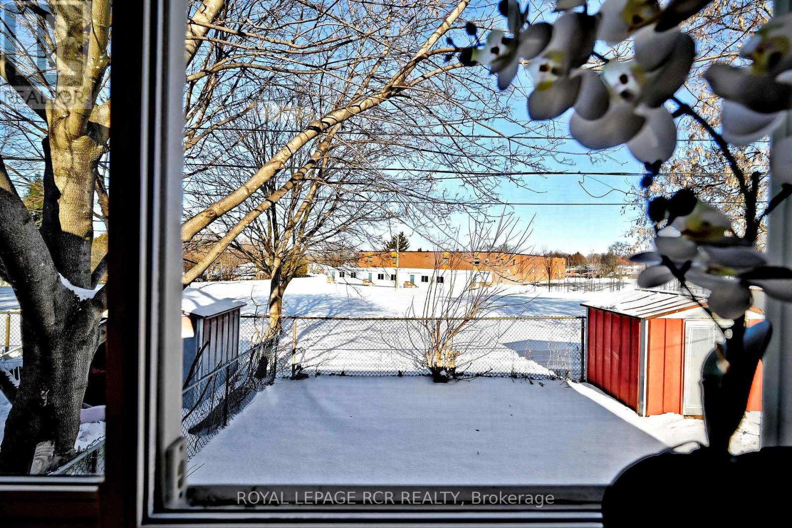 701 Sunnypoint Drive, Newmarket, Ontario  L3Y 2Z7 - Photo 19 - N12720902