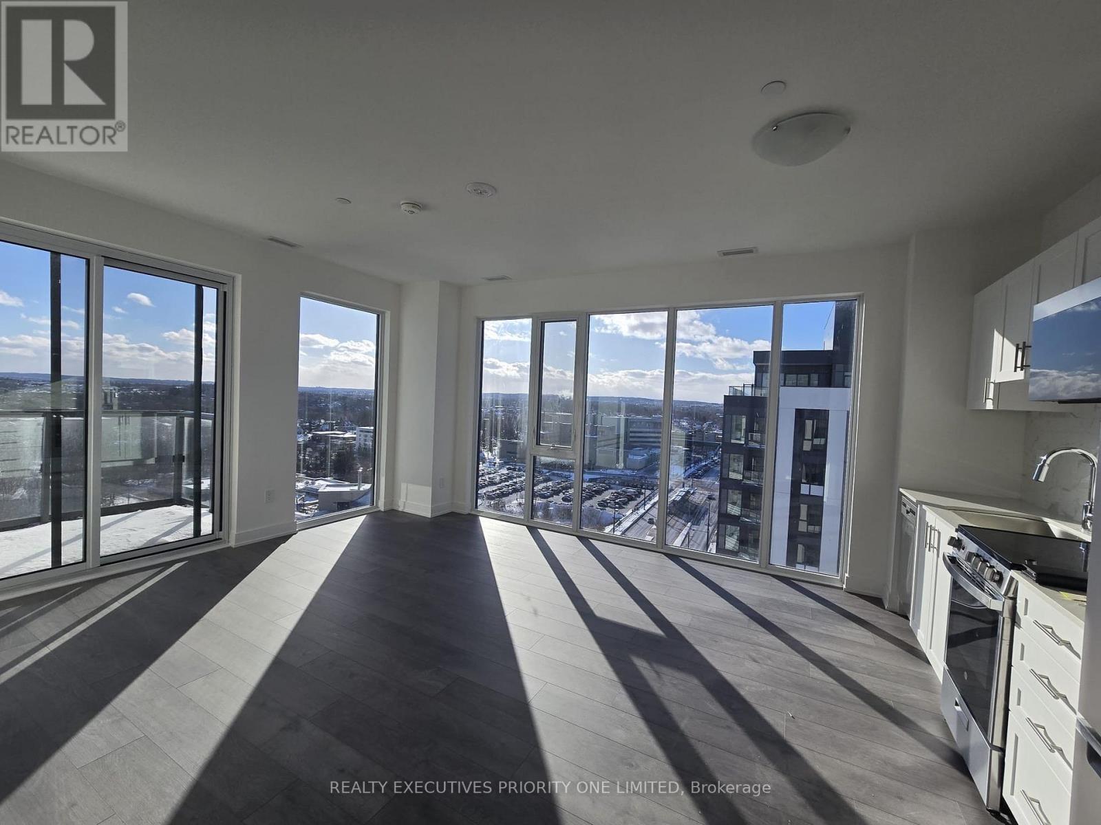 1408 - 715 DAVIS DRIVE, Newmarket, Ontario