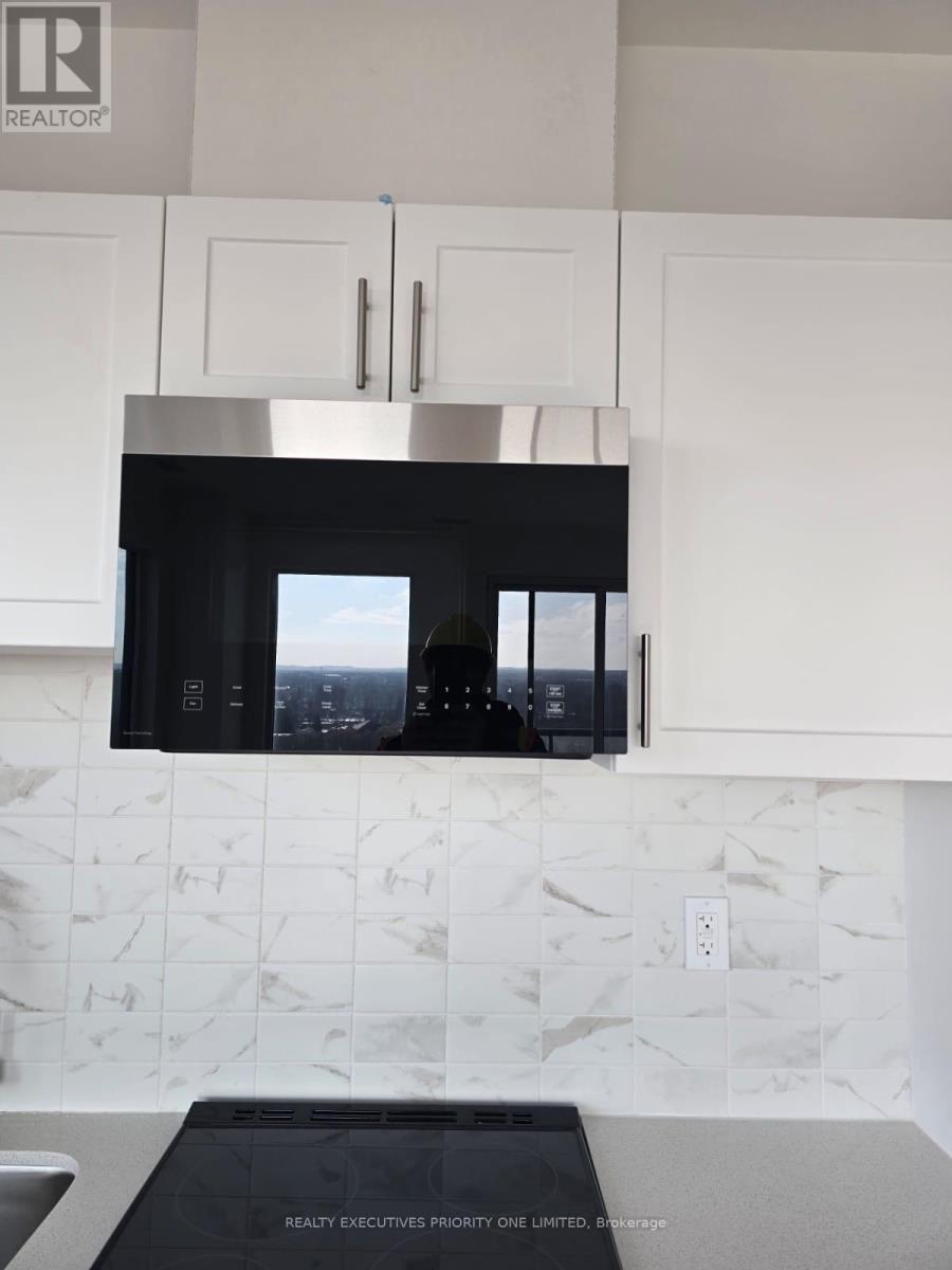 1408 - 715 Davis Drive, Newmarket, Ontario  L3Y 2R3 - Photo 12 - N12720950