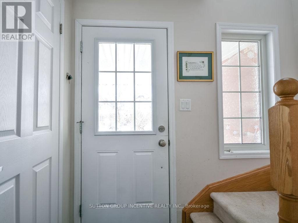 66 Ferris Lane, New Tecumseth, Ontario  L9R 0J3 - Photo 13 - N12720960