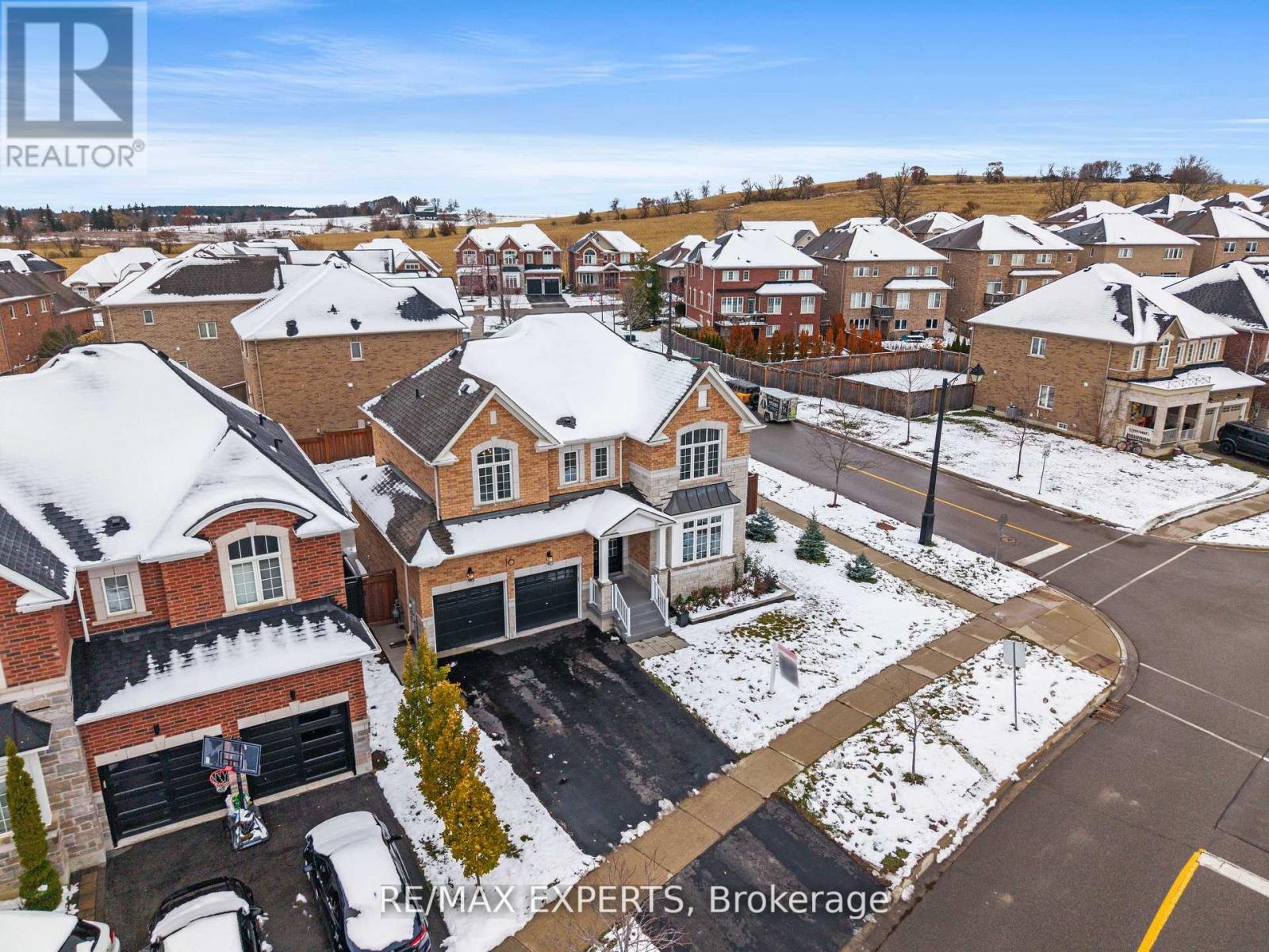 16 Vivian Creek Road, East Gwillimbury, Ontario  L0G 1M0 - Photo 48 - N12720976