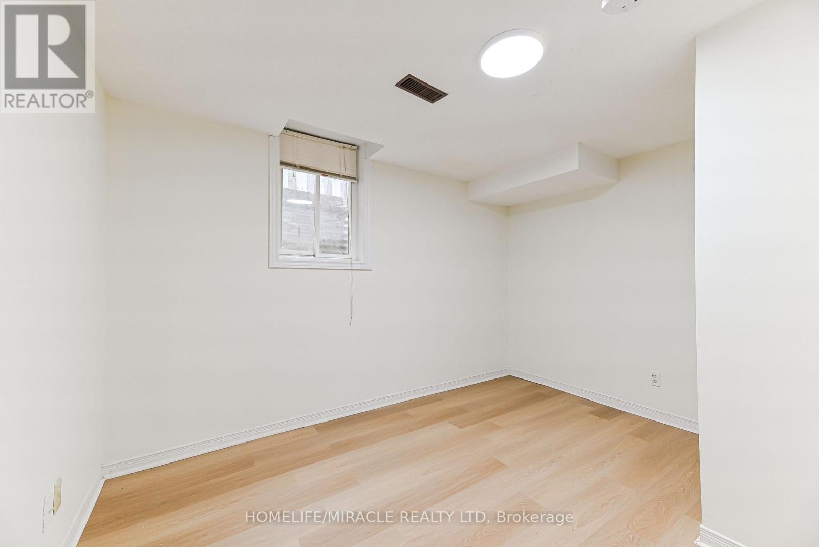 40 Blair Crescent, Barrie (Grove East), Ontario  L4M 5Y6 - Photo 26 - S12721000