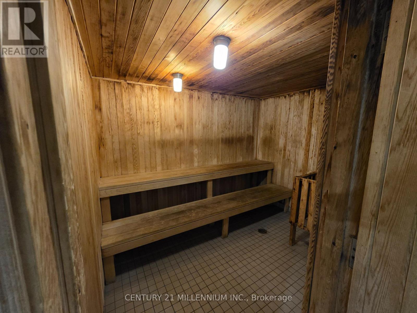 1605 - 26 Hanover Road, Brampton, Ontario  L6S 4T2 - Photo 25 - W12720804