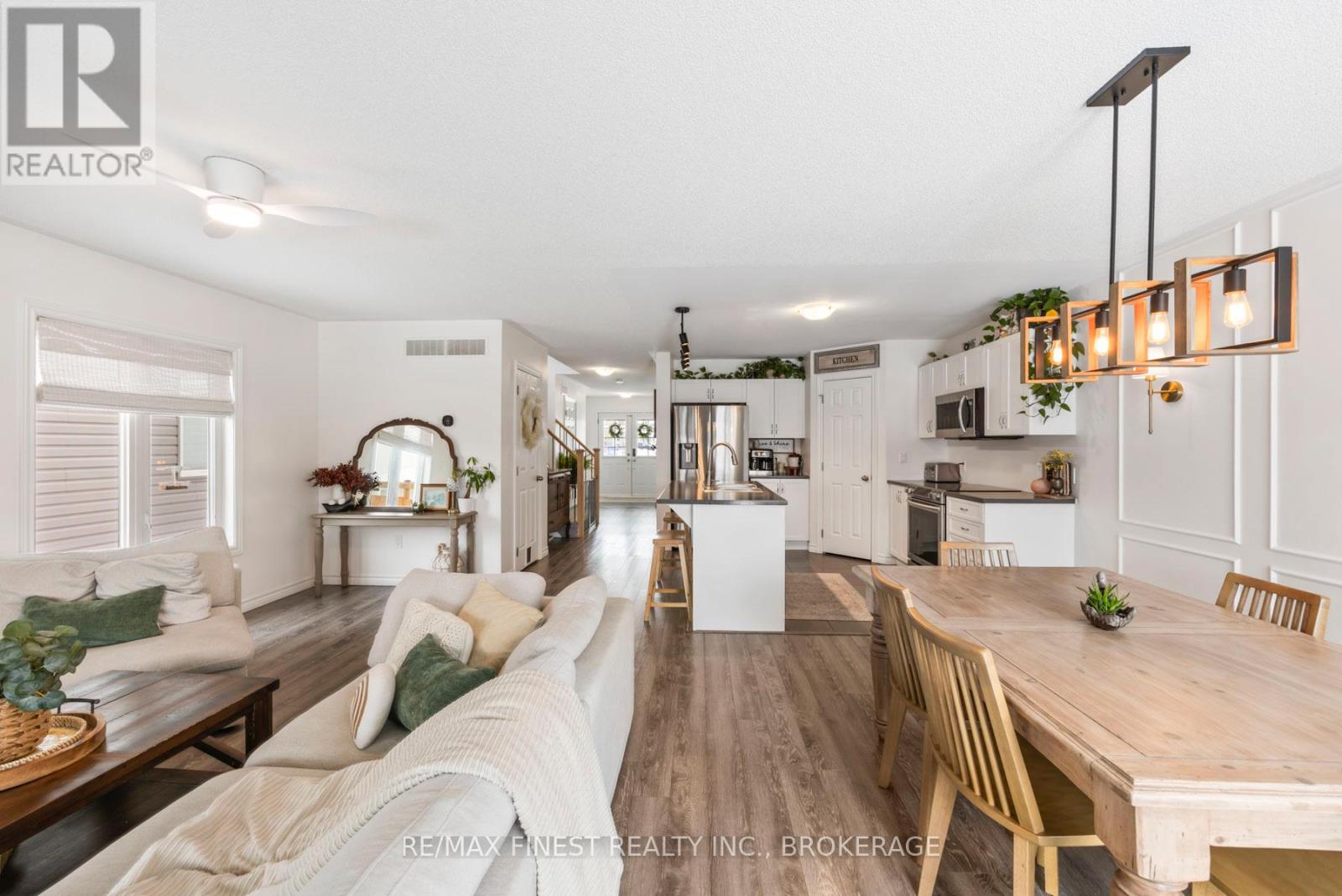 37 Brennan Crescent, Loyalist, Ontario K0H 2H0 - Photo 18 - X12713440