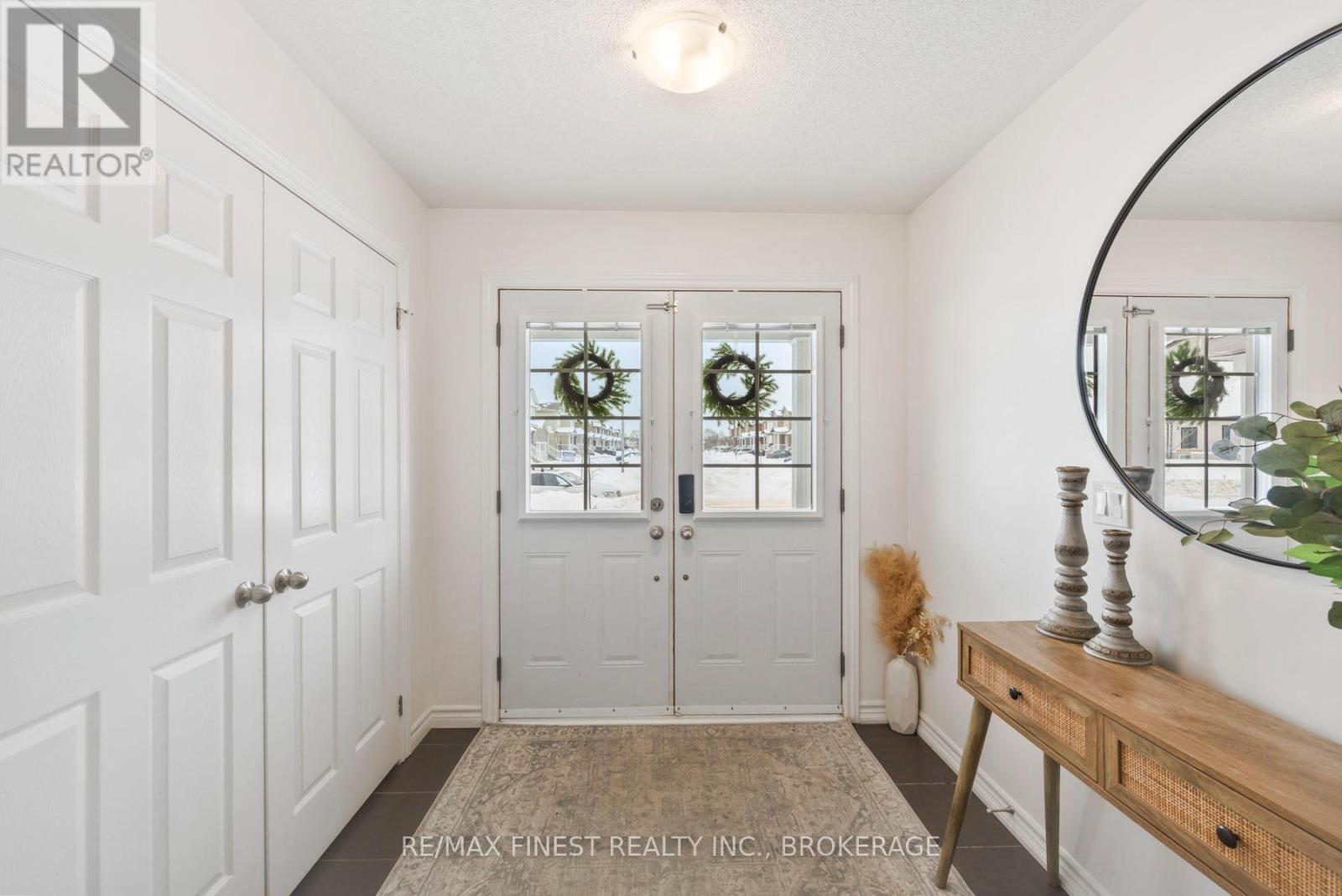 37 Brennan Crescent, Loyalist, Ontario K0H 2H0 - Photo 4 - X12713440