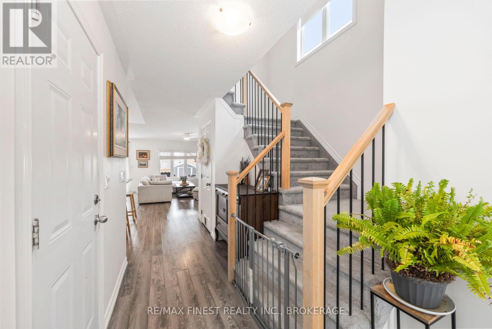 37 Brennan Crescent, Loyalist, Ontario K0H 2H0 - Photo 7 - X12713440