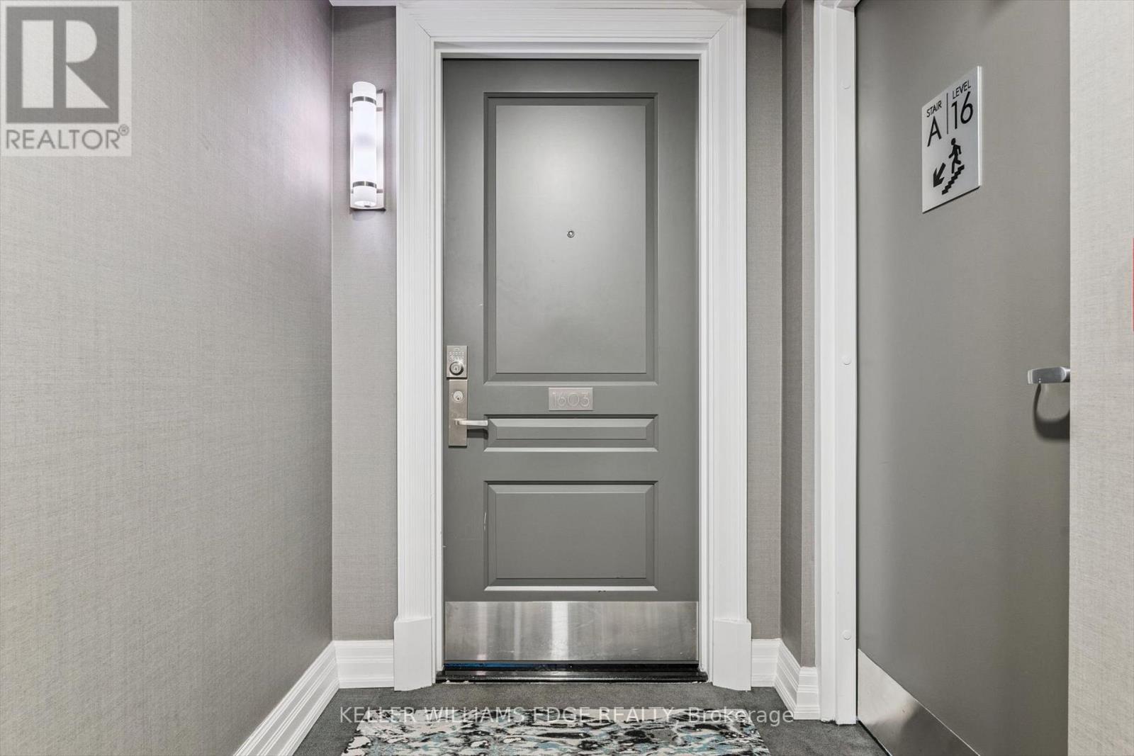 1603 - 2060 Lakeshore Road, Burlington, Ontario  L7R 0G2 - Photo 3 - W12720886