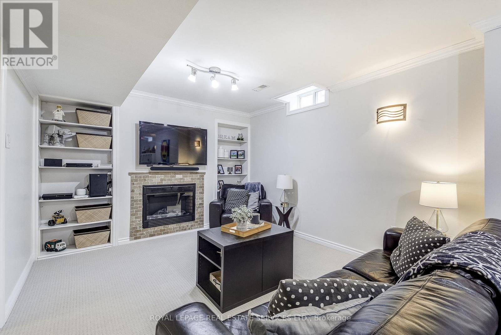 27 Morrison Creek Crescent, Oakville, Ontario  L6H 4C3 - Photo 37 - W12720900