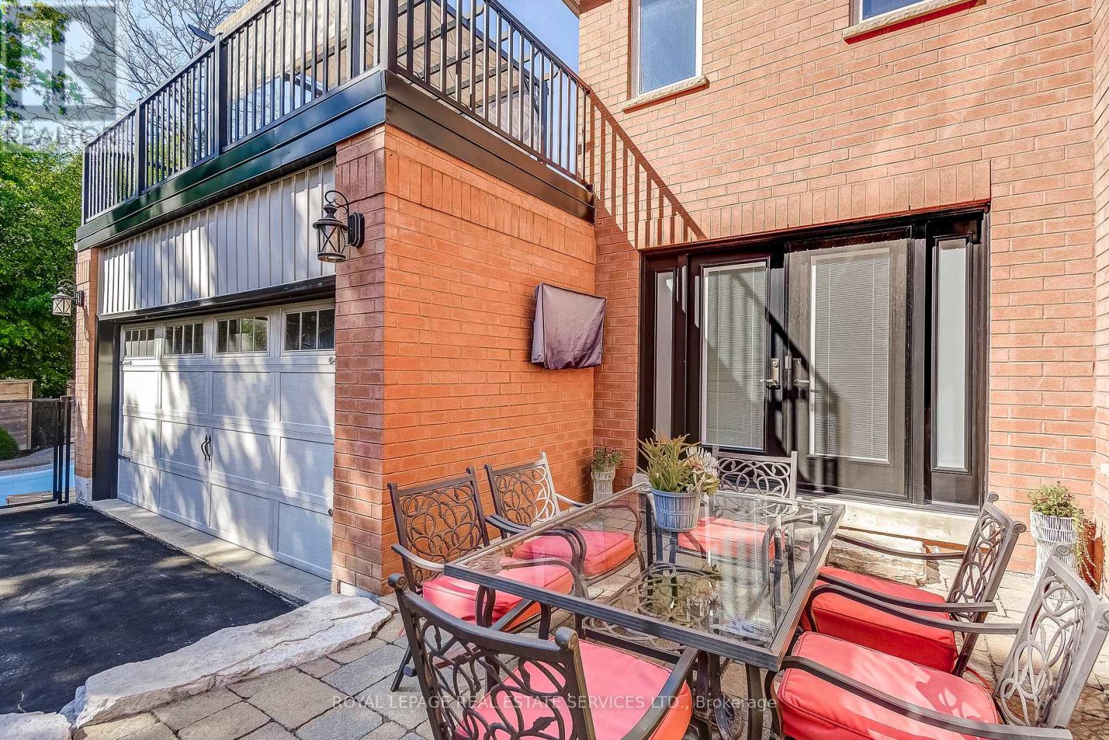 27 Morrison Creek Crescent, Oakville, Ontario  L6H 4C3 - Photo 40 - W12720900