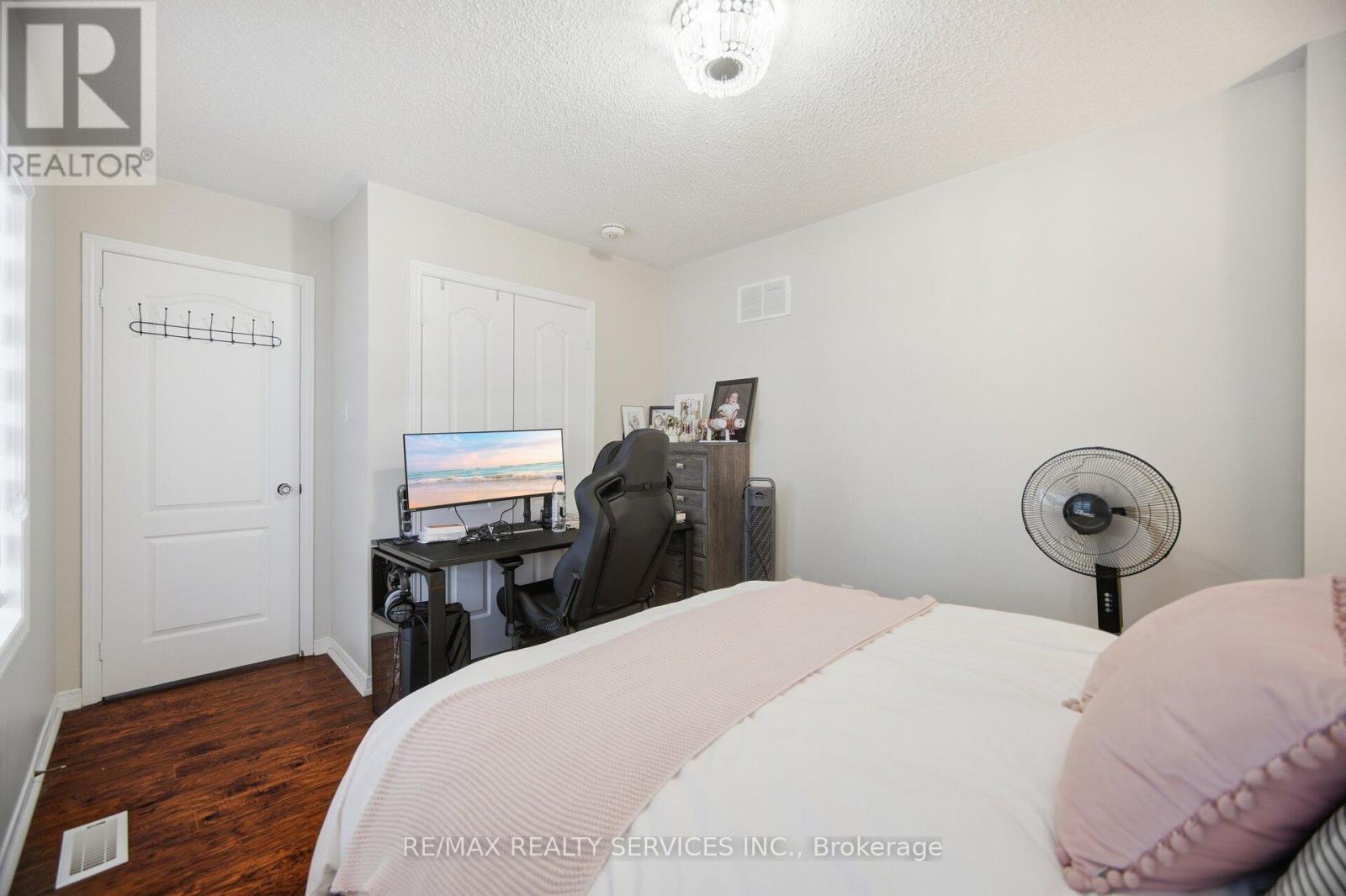 47 Newark Way, Brampton, Ontario  L7A 2W8 - Photo 27 - W12720906