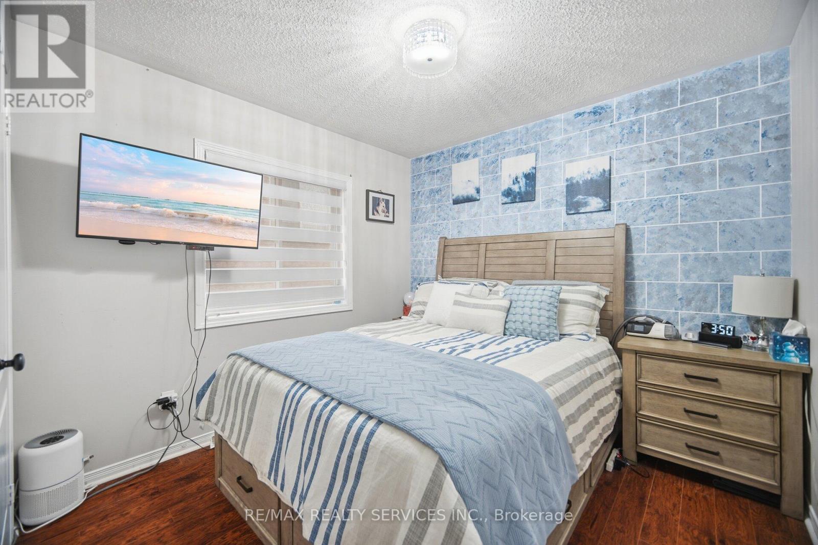 47 Newark Way, Brampton, Ontario  L7A 2W8 - Photo 30 - W12720906