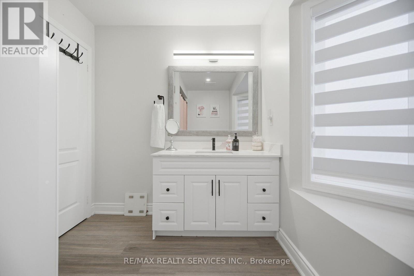 47 Newark Way, Brampton, Ontario  L7A 2W8 - Photo 32 - W12720906