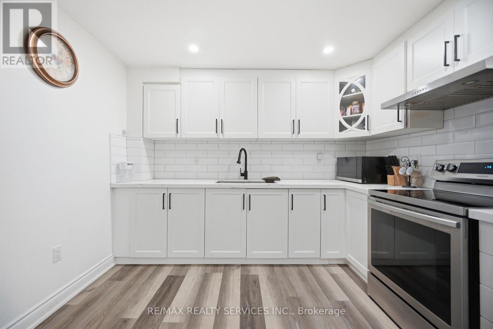 47 Newark Way, Brampton, Ontario  L7A 2W8 - Photo 40 - W12720906