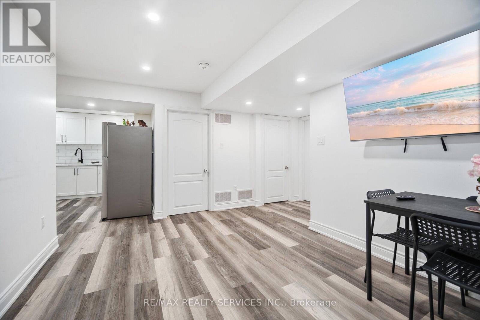 47 Newark Way, Brampton, Ontario  L7A 2W8 - Photo 44 - W12720906