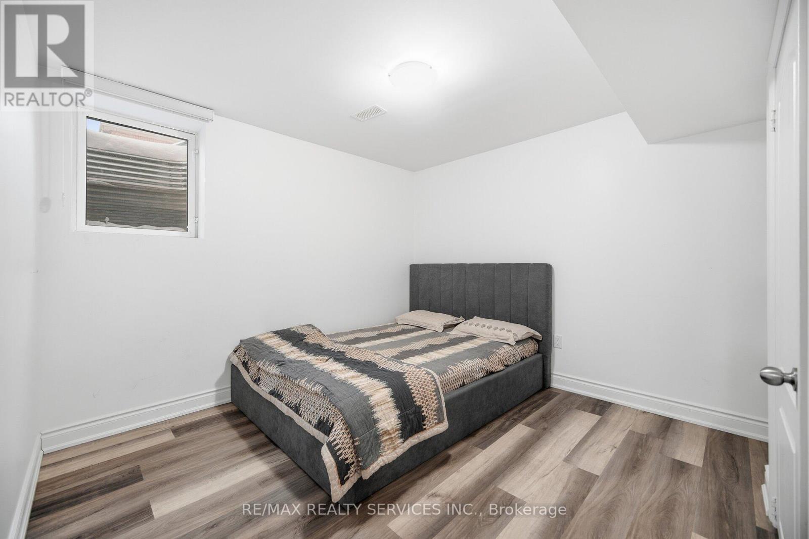 47 Newark Way, Brampton, Ontario  L7A 2W8 - Photo 46 - W12720906