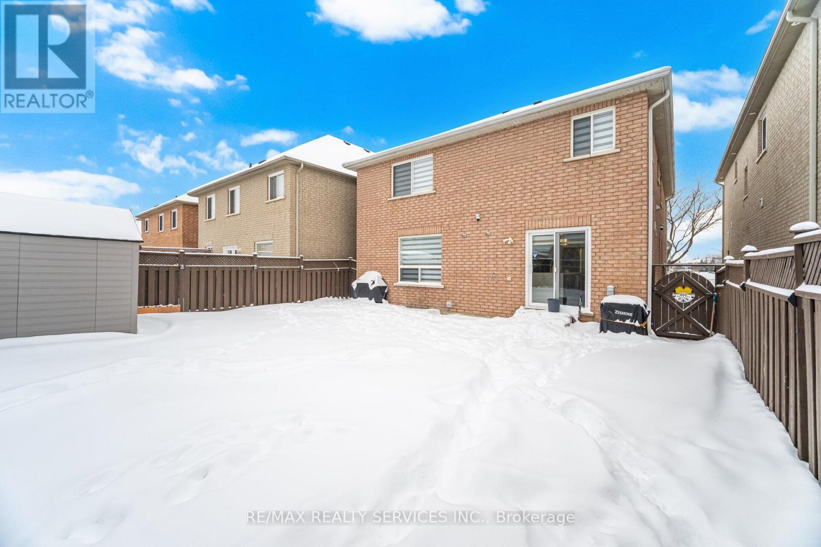 47 Newark Way, Brampton, Ontario  L7A 2W8 - Photo 50 - W12720906