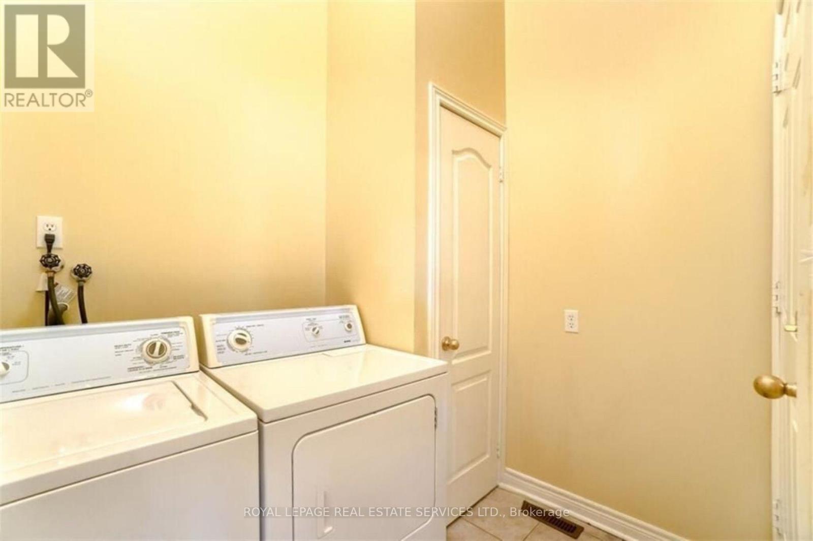 3161 Abernathy Way, Oakville, Ontario  L6M 5C3 - Photo 18 - W12720908