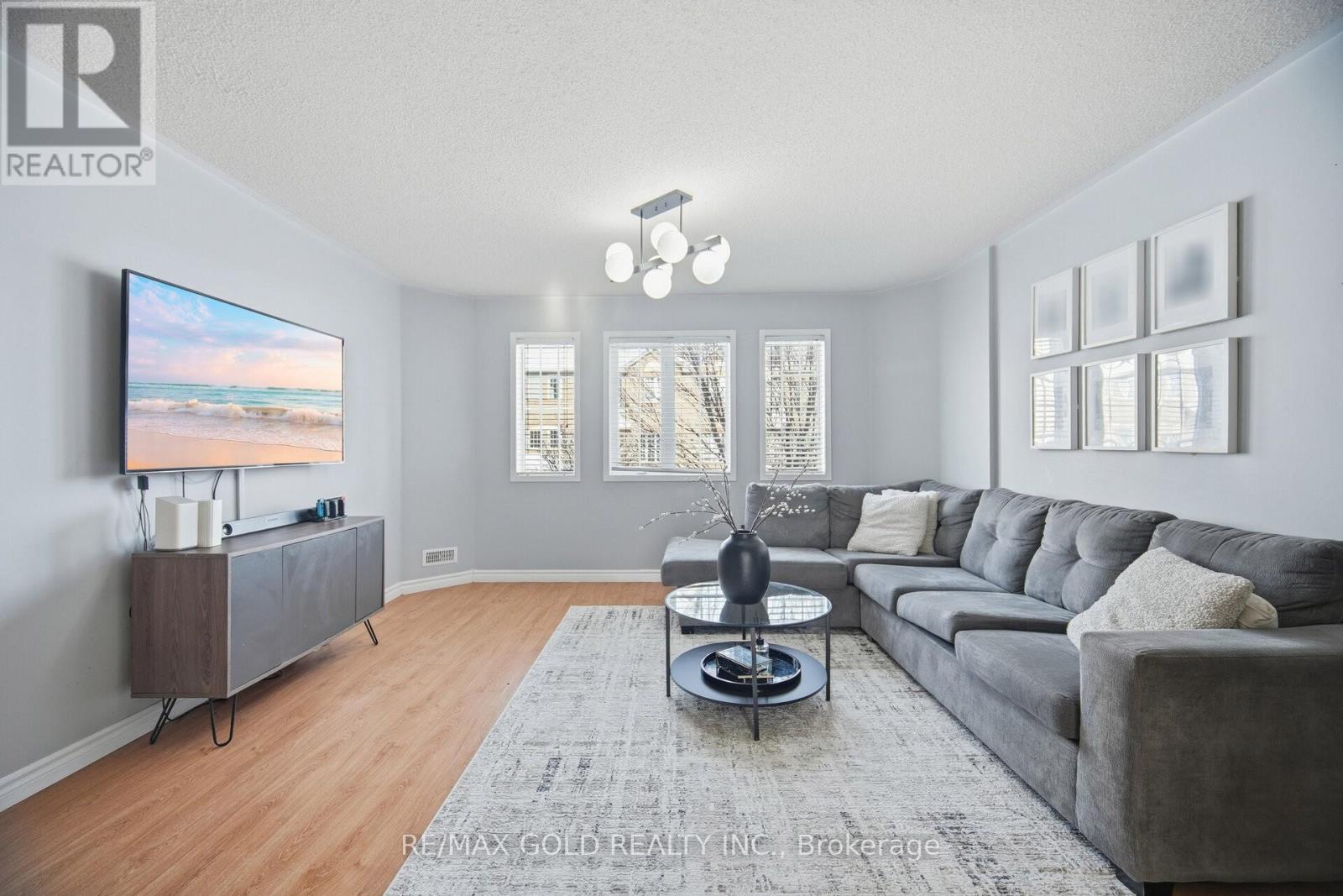 101 - 101 Spadina Road, Brampton, Ontario  L6X 4X6 - Photo 6 - W12720918