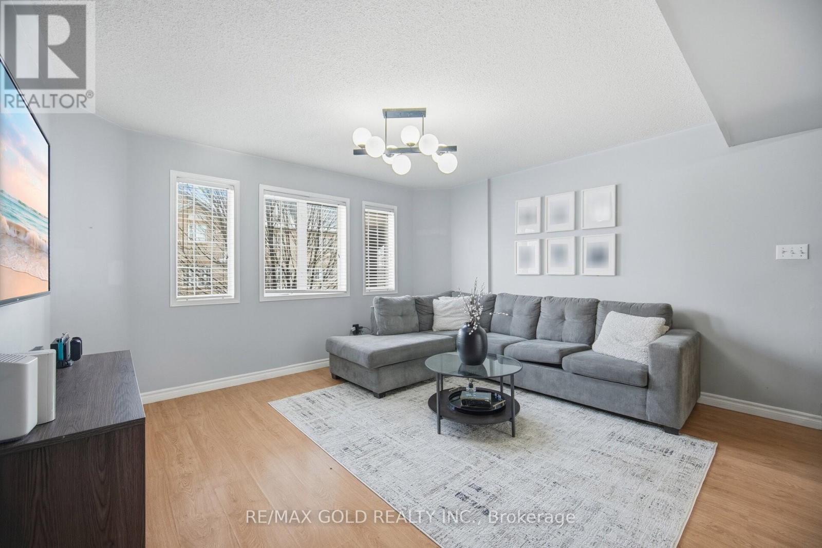 101 - 101 Spadina Road, Brampton, Ontario  L6X 4X6 - Photo 7 - W12720918