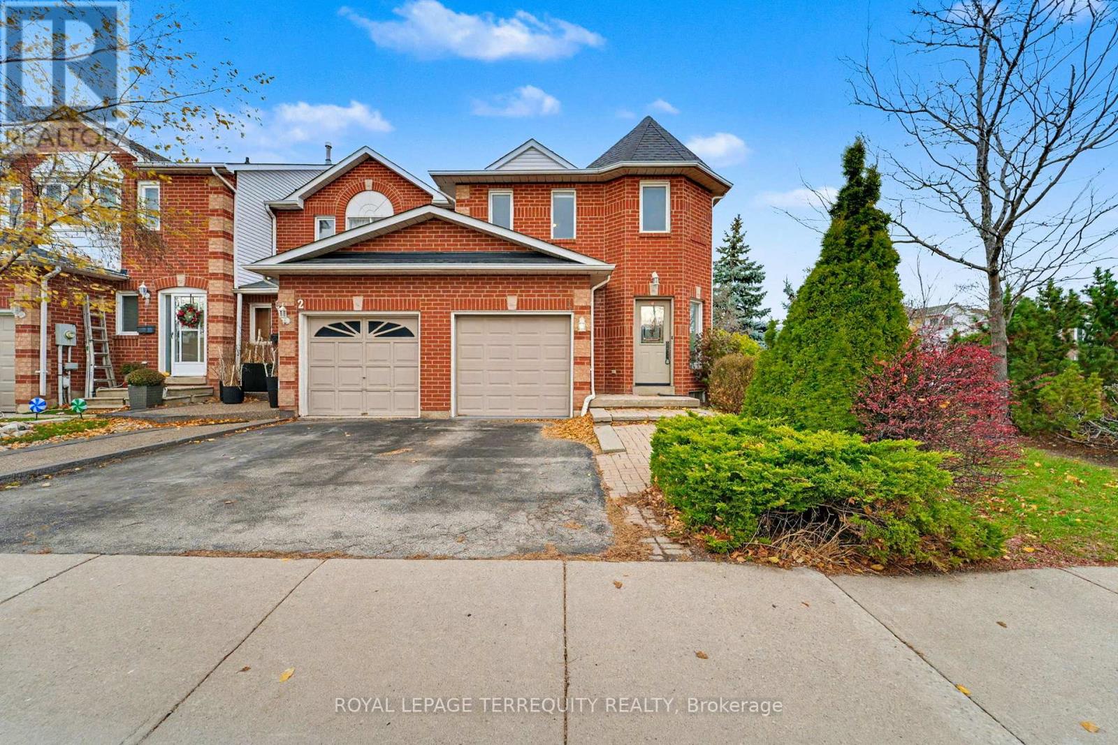 1 - 2350 Grand Ravine Drive, Oakville, Ontario  L6H 6E2 - Photo 2 - W12720946
