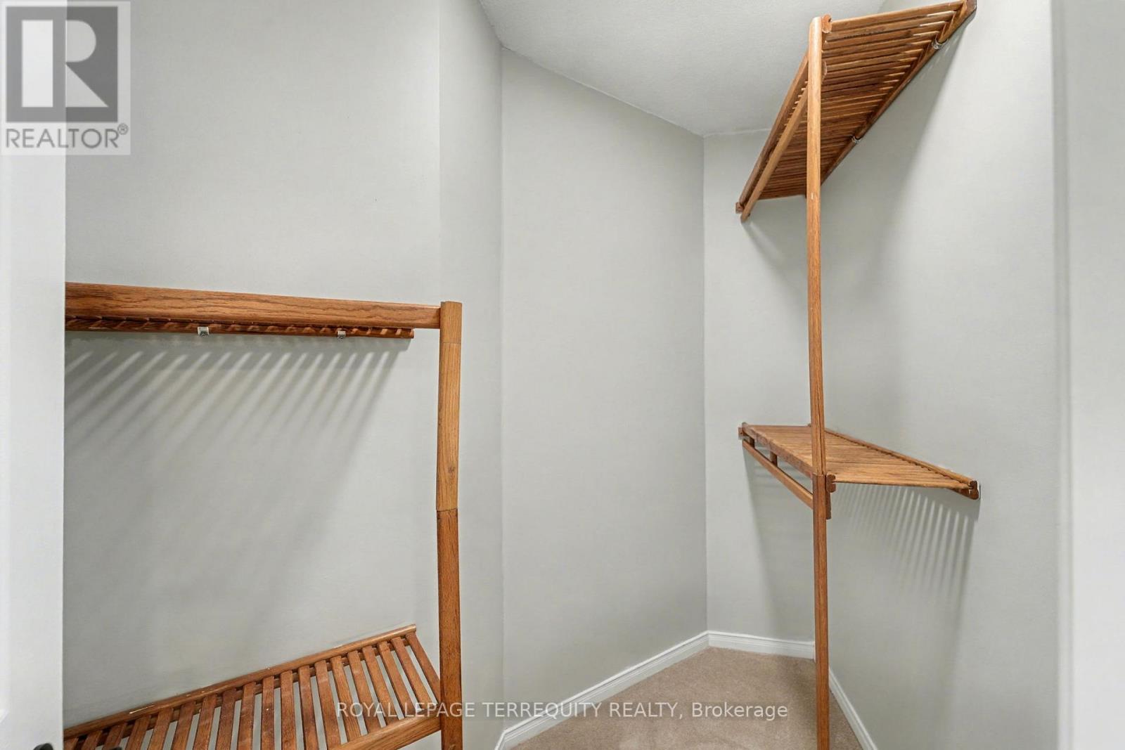 1 - 2350 Grand Ravine Drive, Oakville, Ontario  L6H 6E2 - Photo 23 - W12720946