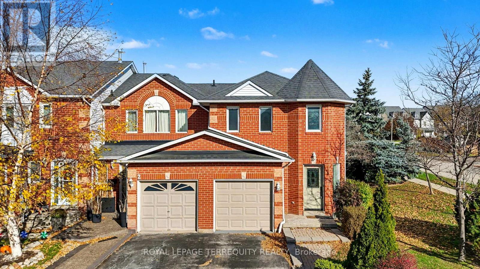 1 - 2350 Grand Ravine Drive, Oakville, Ontario  L6H 6E2 - Photo 3 - W12720946