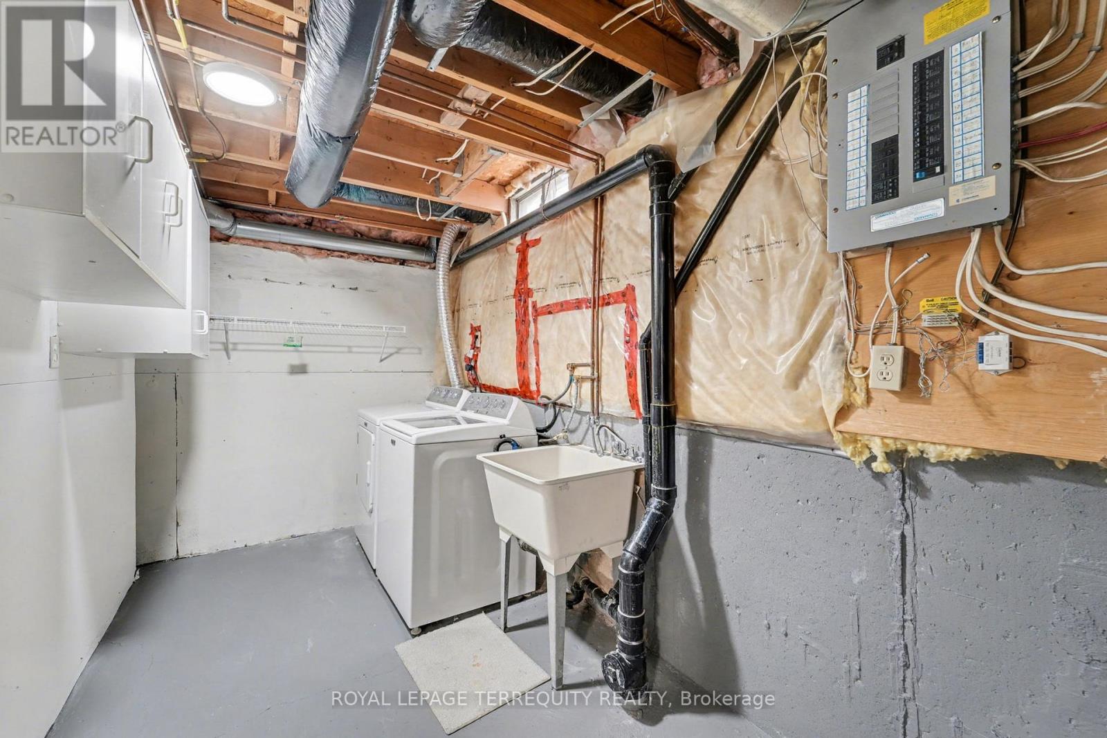 1 - 2350 Grand Ravine Drive, Oakville, Ontario  L6H 6E2 - Photo 35 - W12720946