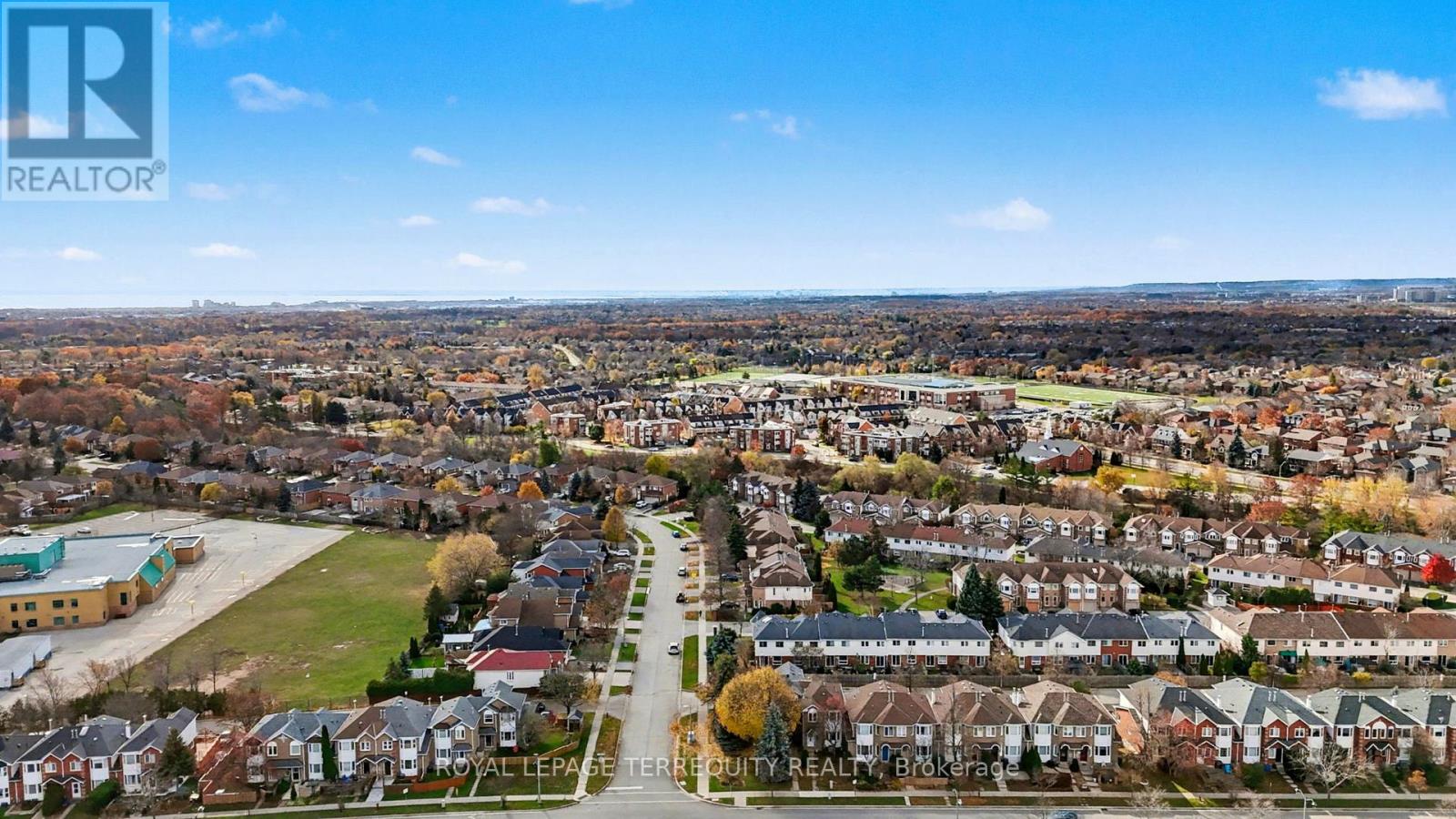 1 - 2350 Grand Ravine Drive, Oakville, Ontario  L6H 6E2 - Photo 49 - W12720946