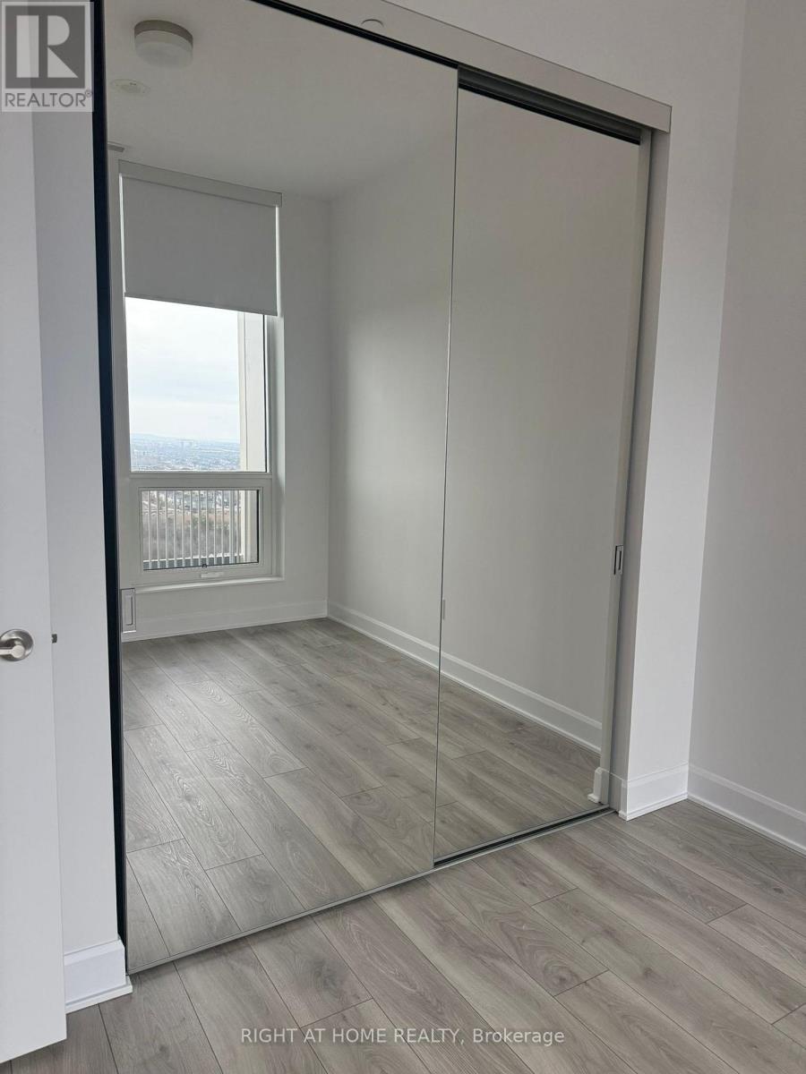 2003 - 3240 William Coltson Avenue, Oakville, Ontario  L6H 8C8 - Photo 6 - W12720956