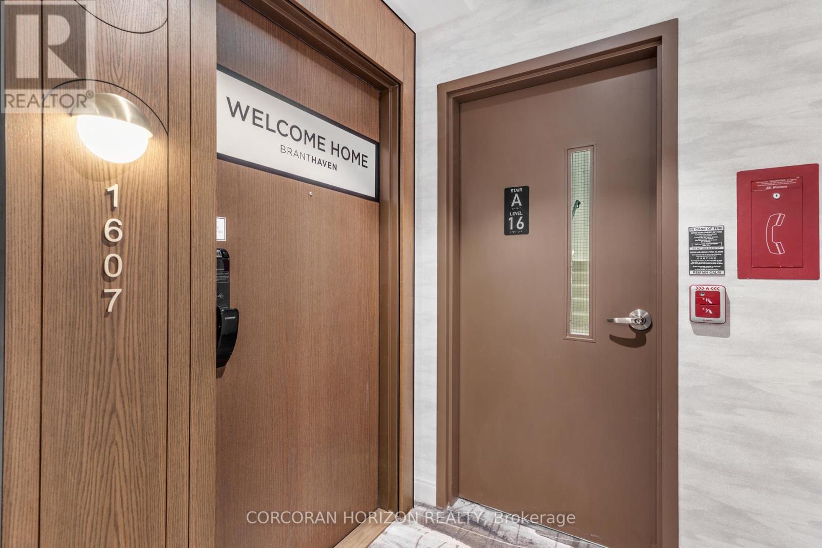 1607 - 3240 William Coltson Avenue, Oakville, Ontario  L6H 8C8 - Photo 2 - W12720980