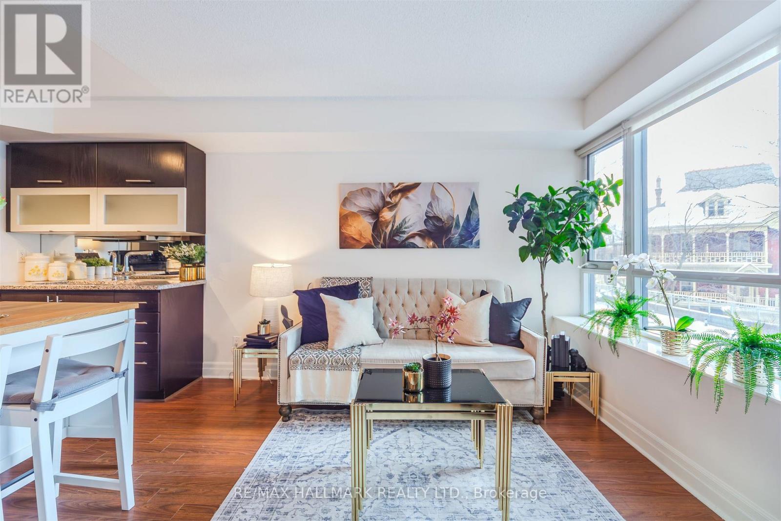 201 - 20 Gothic Avenue, Toronto, Ontario  M6P 1T5 - Photo 15 - W12721024