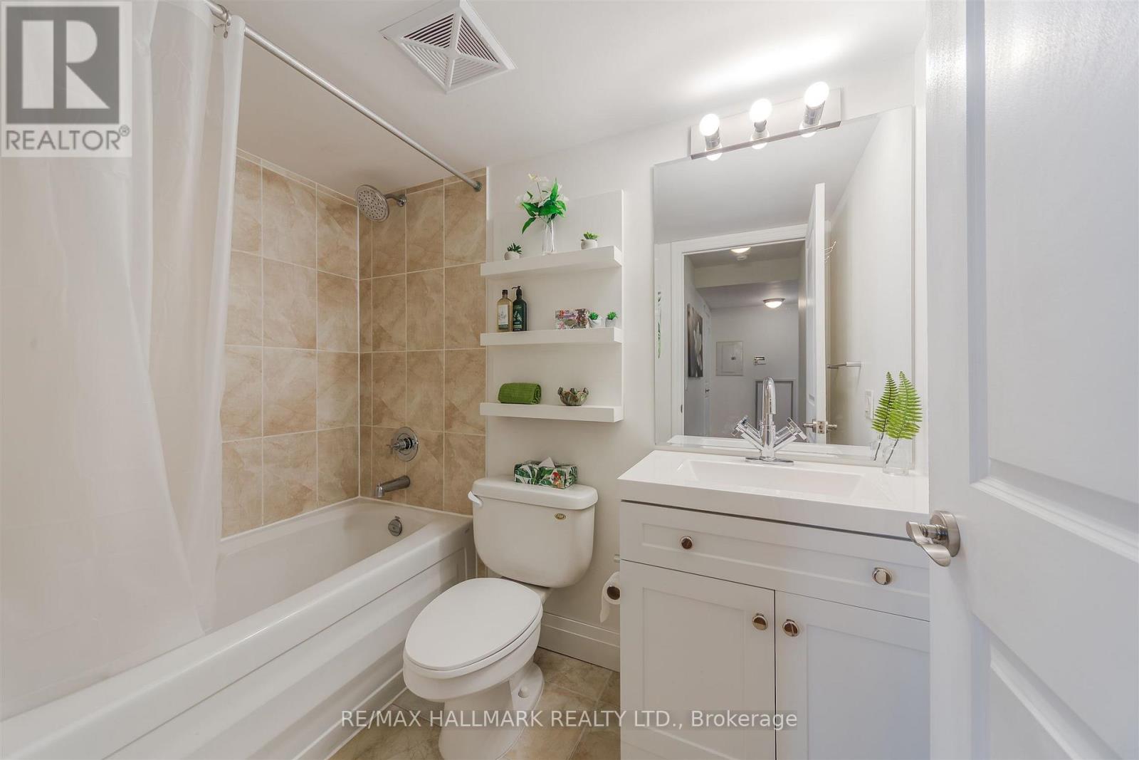 201 - 20 Gothic Avenue, Toronto, Ontario  M6P 1T5 - Photo 19 - W12721024