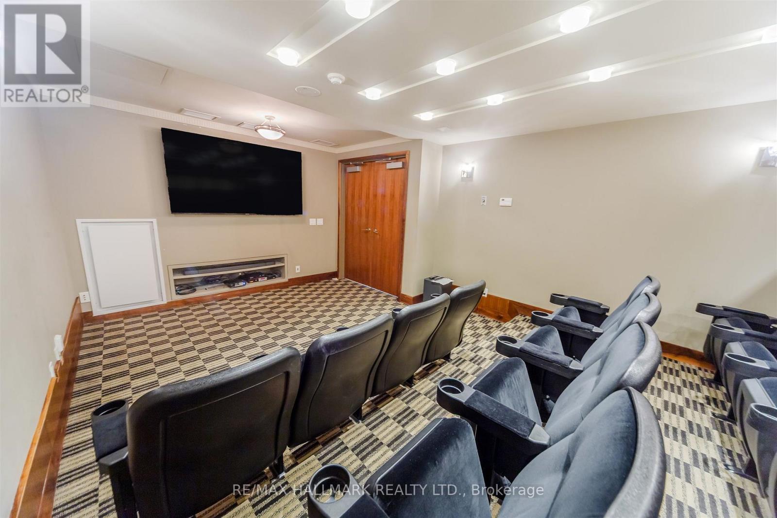 201 - 20 Gothic Avenue, Toronto, Ontario  M6P 1T5 - Photo 26 - W12721024