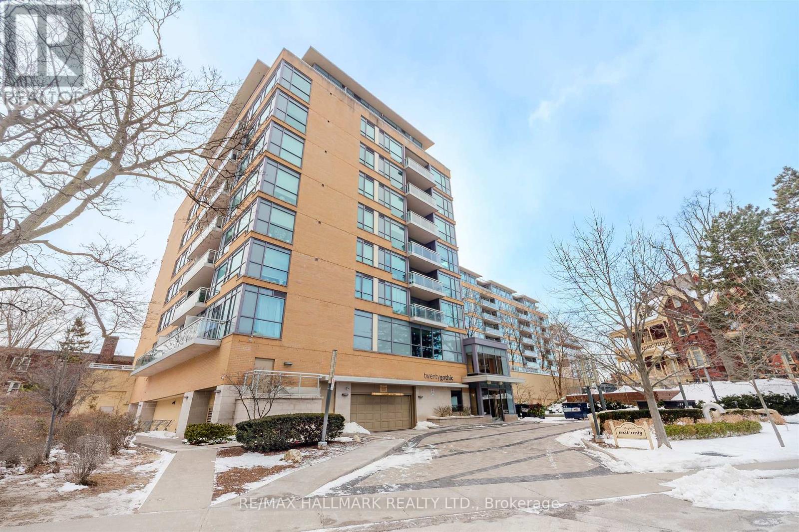 201 - 20 Gothic Avenue, Toronto, Ontario  M6P 1T5 - Photo 5 - W12721024