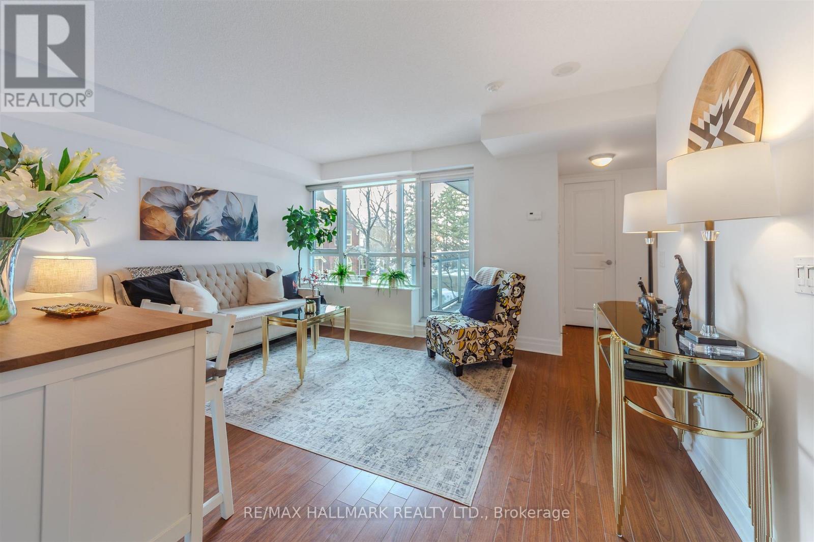 201 - 20 Gothic Avenue, Toronto, Ontario  M6P 1T5 - Photo 8 - W12721024