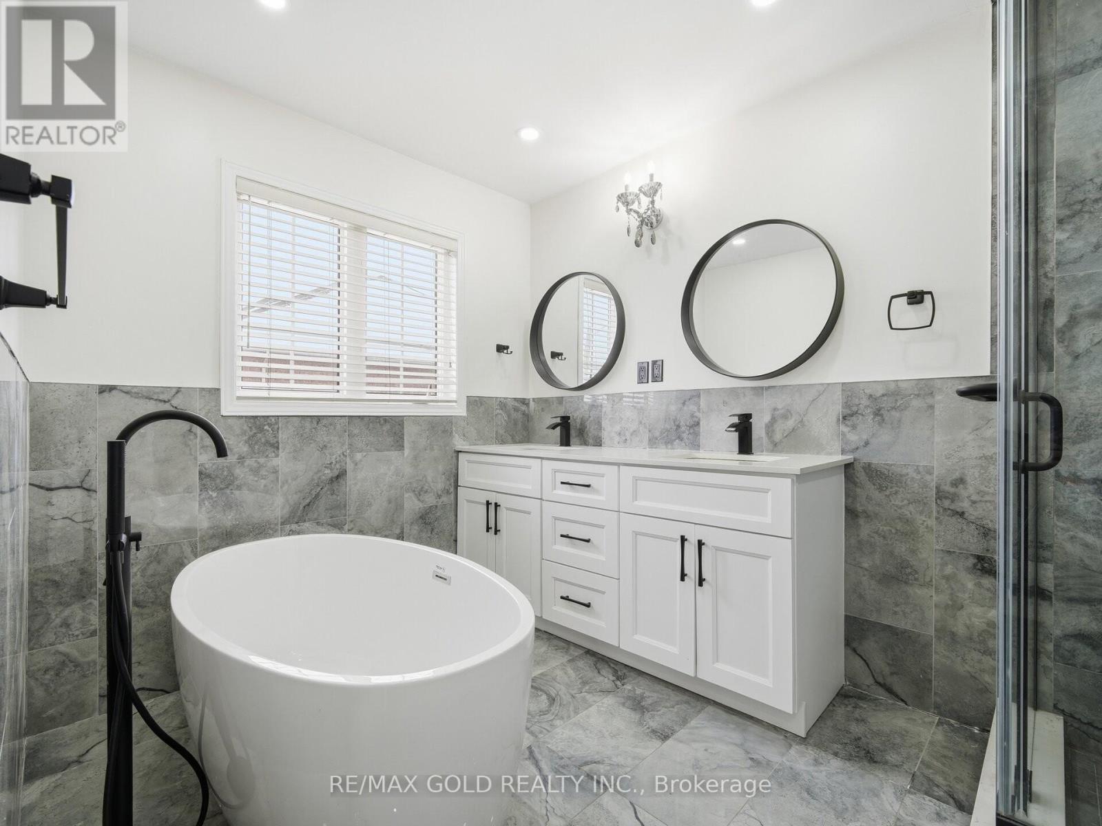 78 Passfield Trail, Brampton, Ontario  L6P 1V1 - Photo 16 - W12721026