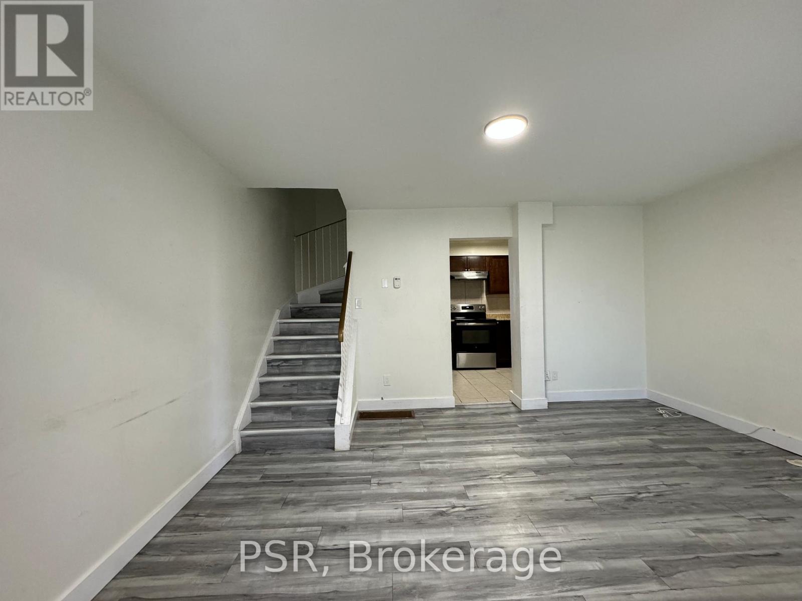 14 - 2 Blackthorn Avenue, Toronto, Ontario  M6N 3H5 - Photo 2 - W12721030