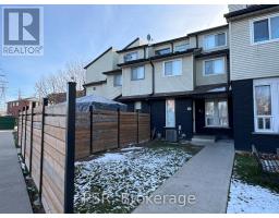 14 - 2 BLACKTHORN AVENUE, Toronto, Ontario