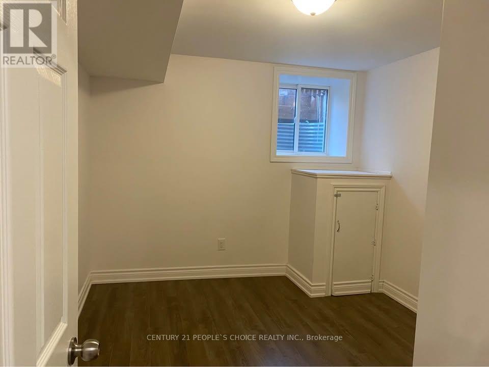 Bsmt - 635 Hepburn Road, Milton, Ontario  L9T 8Z6 - Photo 3 - W12721040