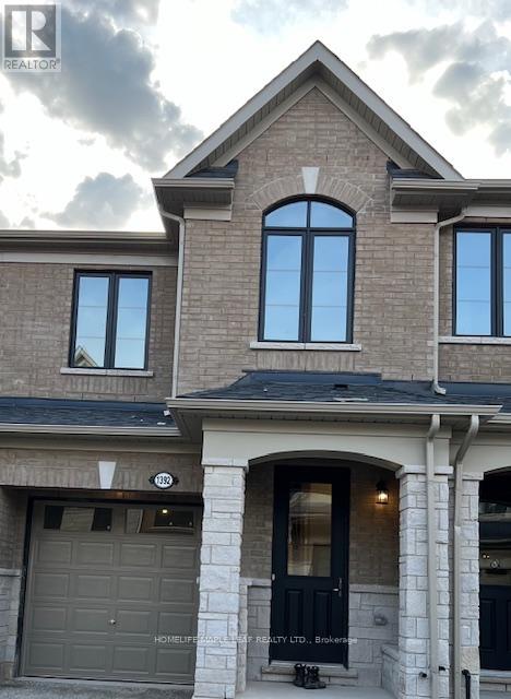 1392 NATIONAL COMMON, Burlington, Ontario