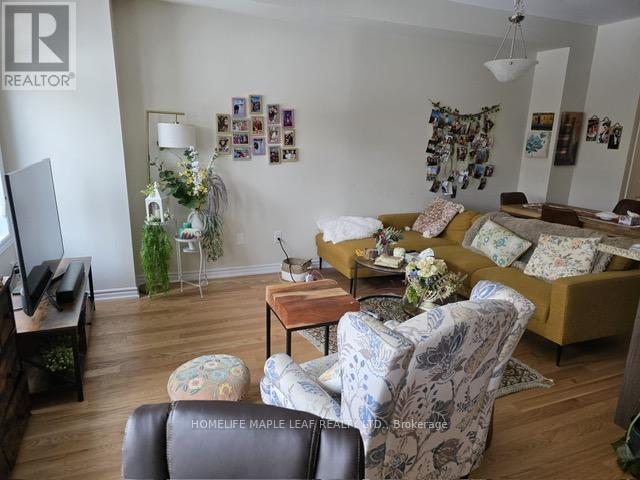 1392 National Common, Burlington, Ontario  L7P 0V6 - Photo 5 - W12721048