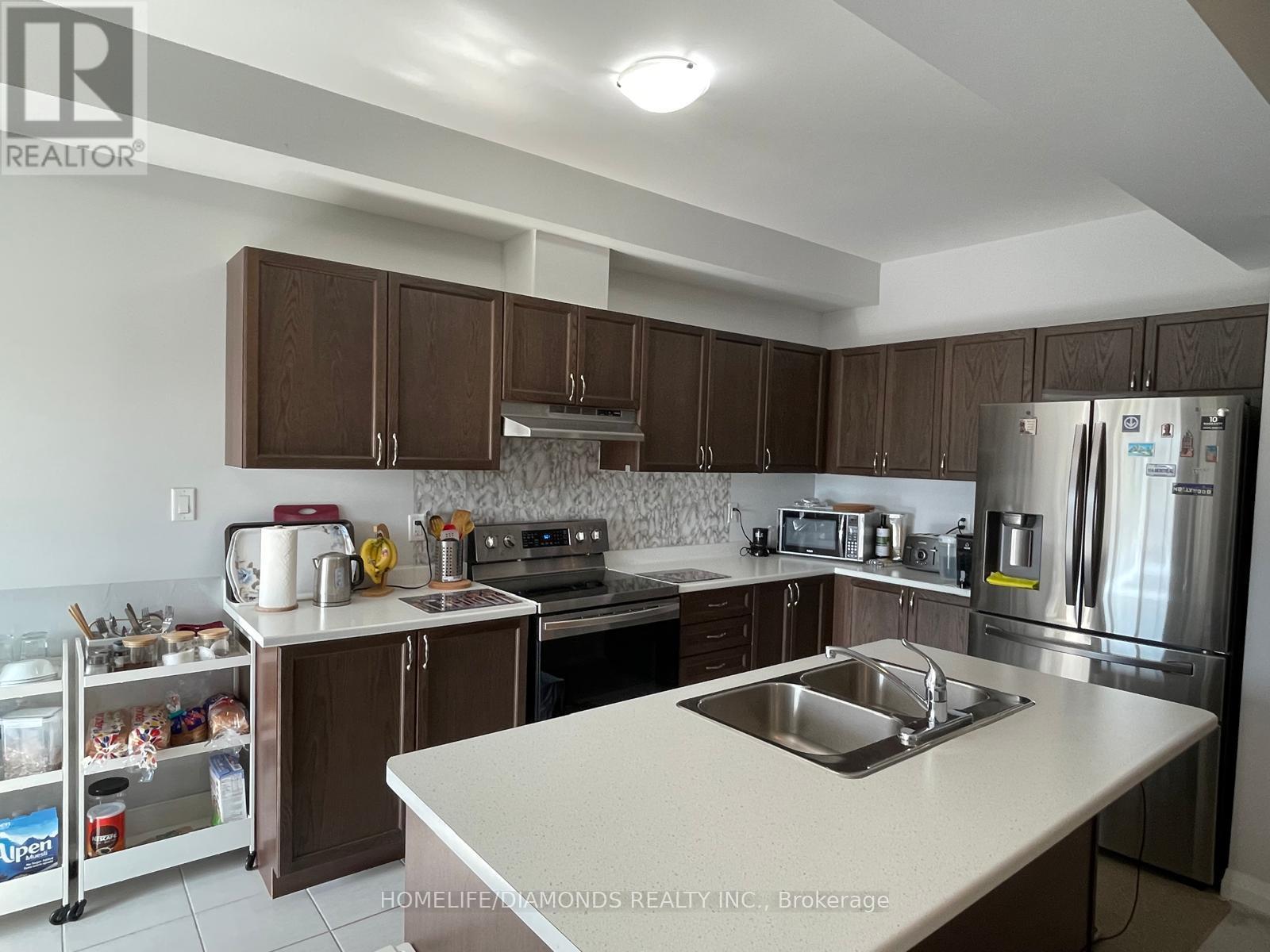 4841 Pettit Avenue, Niagara Falls, Ontario  L2E 0B7 - Photo 6 - X12720884