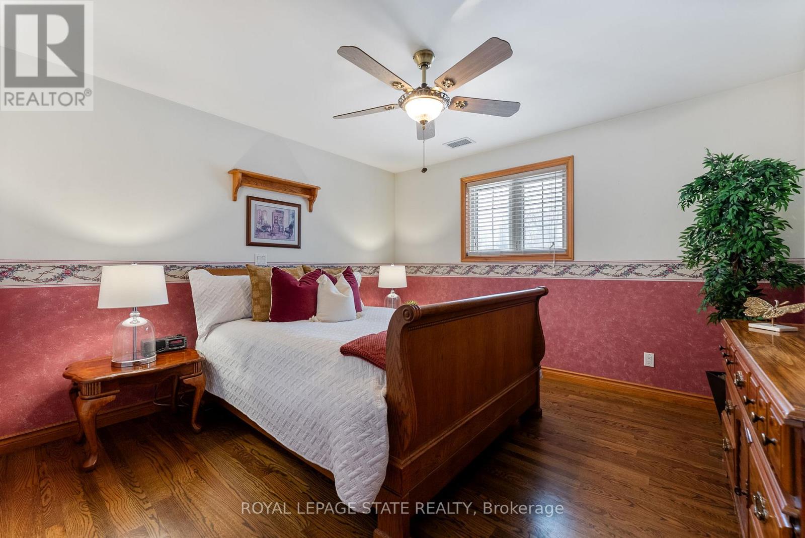 25 Battlefield Drive, Hamilton, Ontario  L8G 1T8 - Photo 20 - X12720940