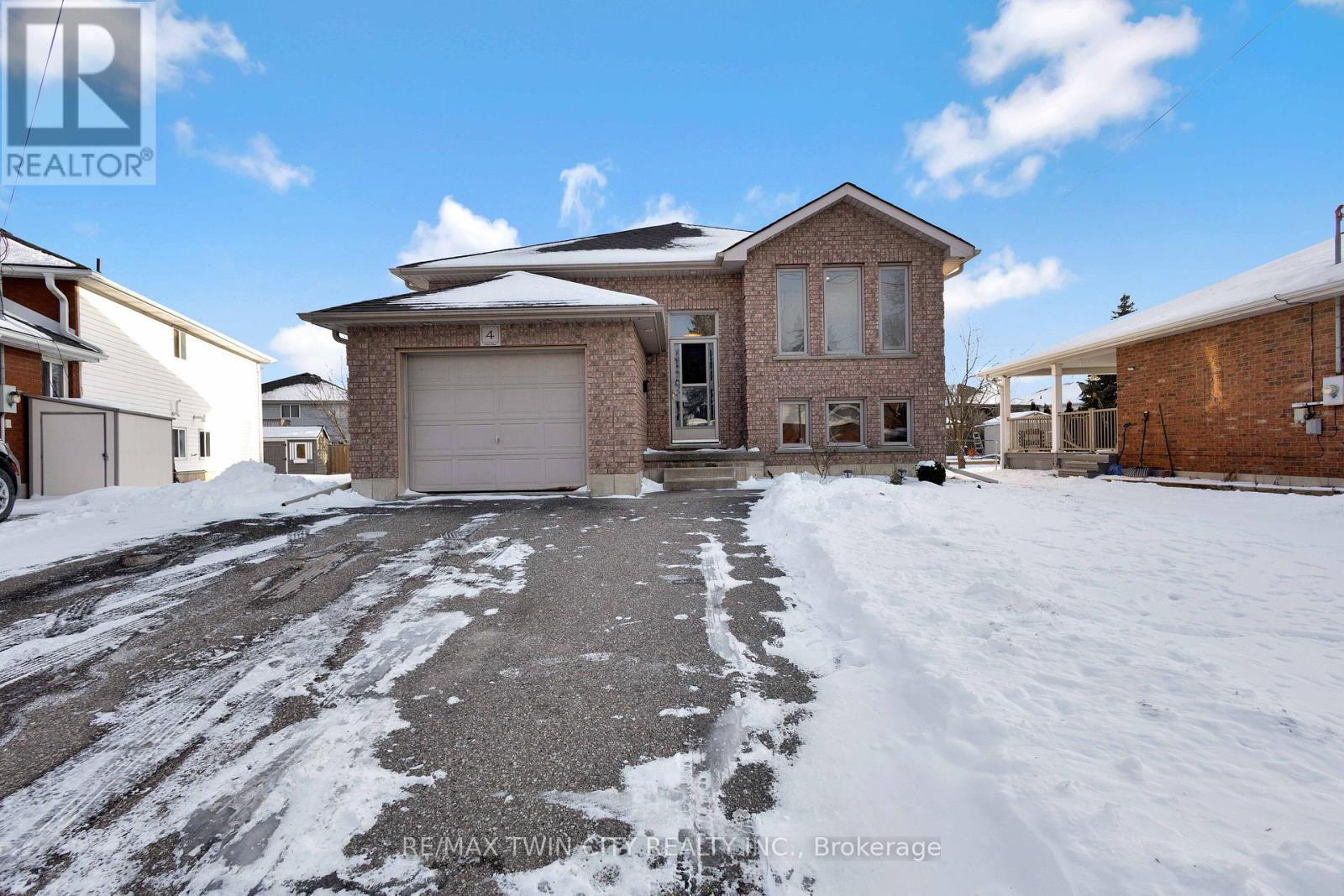 4 BALDWIN AVENUE, Brantford, Ontario