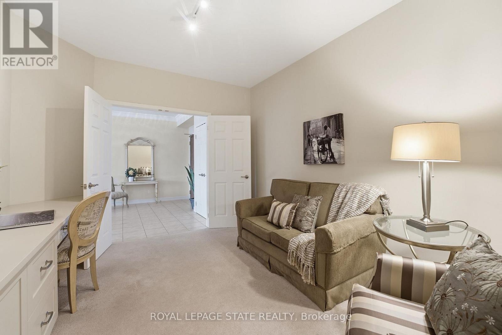 706 - 3000 Creekside Drive, Hamilton, Ontario  L9H 7S8 - Photo 8 - X12721066