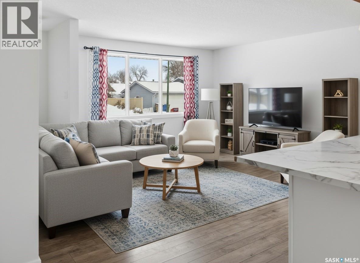 158 Bentley Drive, Regina, Saskatchewan  S4N 4S6 - Photo 3 - SK027226